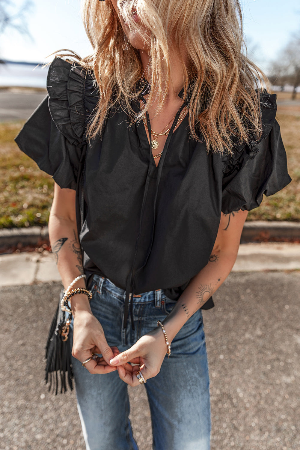 Black Ruffled Puff Short Sleeve Loose Blouse